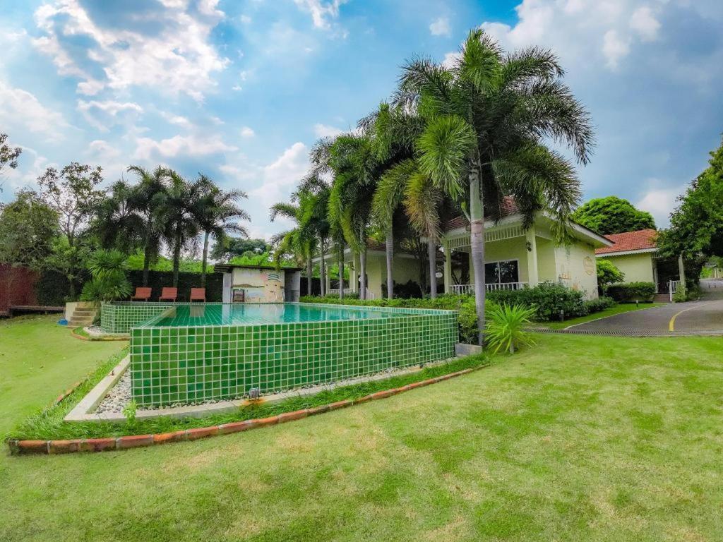 Ruen Maihom Riverside Cottage Kanchanaburi City Exterior photo