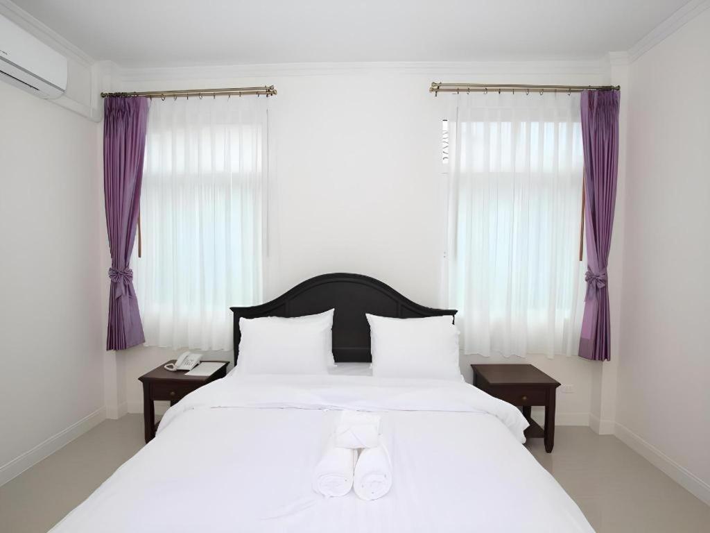 Ruen Maihom Riverside Cottage Kanchanaburi City Exterior photo
