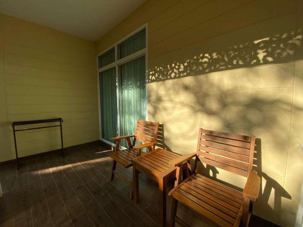 Ruen Maihom Riverside Cottage Kanchanaburi City Exterior photo