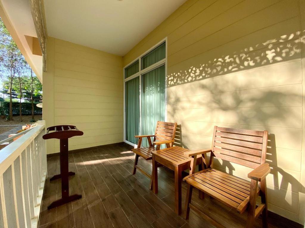 Ruen Maihom Riverside Cottage Kanchanaburi City Exterior photo
