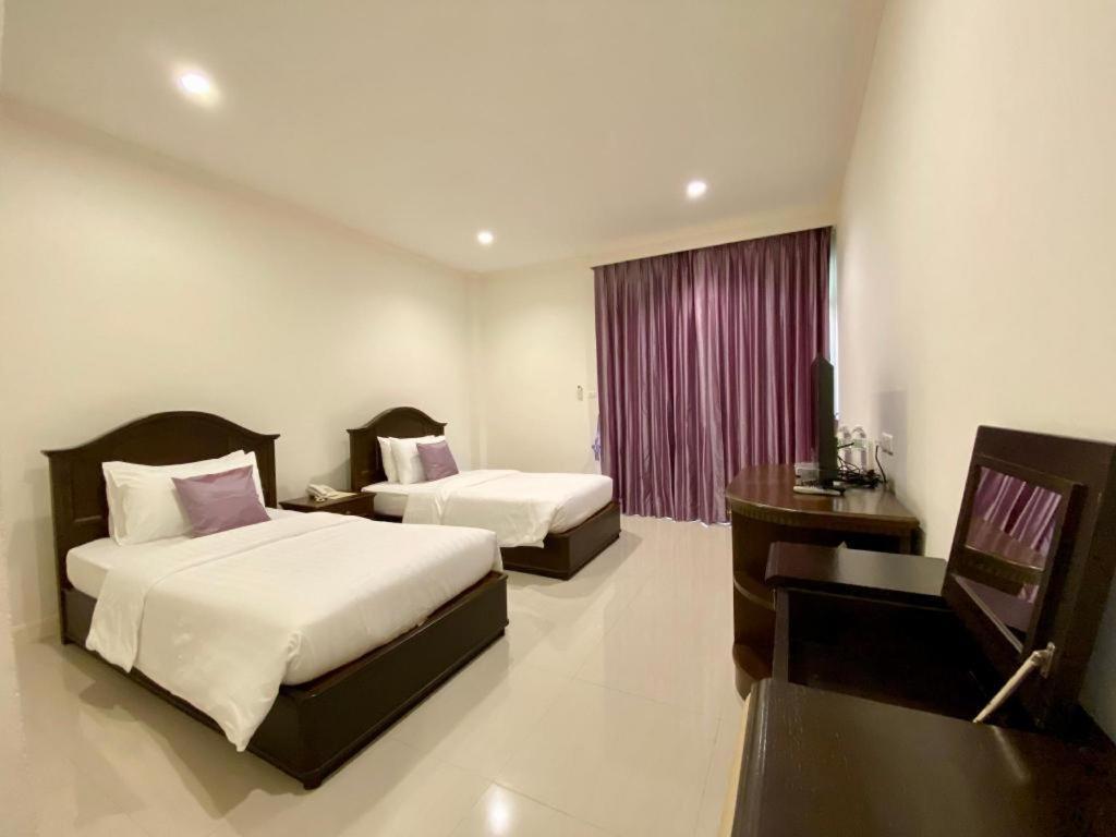 Ruen Maihom Riverside Cottage Kanchanaburi City Exterior photo