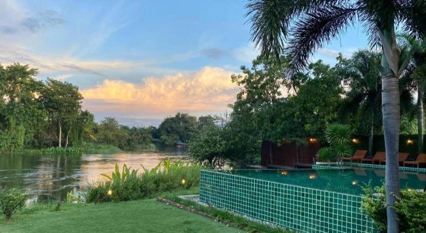 Ruen Maihom Riverside Cottage Kanchanaburi City Exterior photo